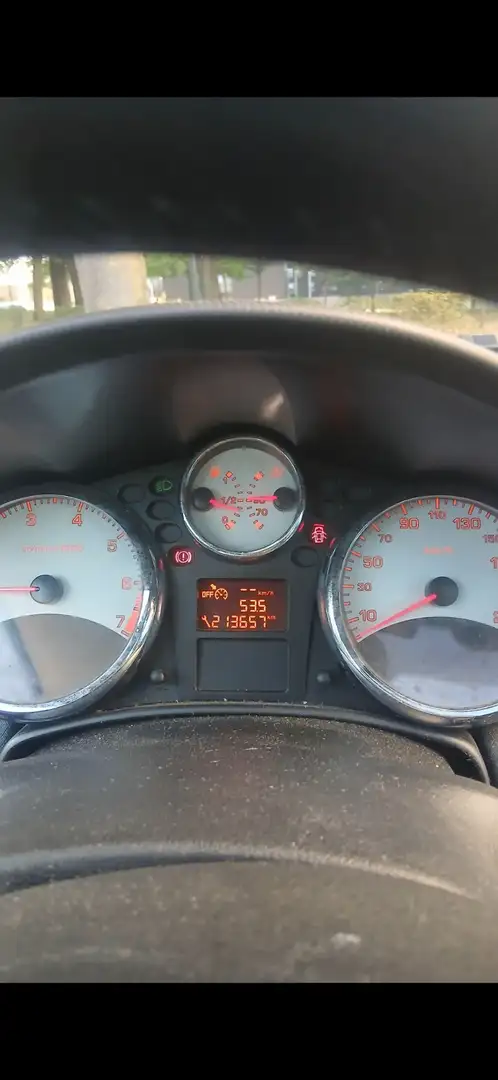 Peugeot 207 1.6i 16v Sporty - 2