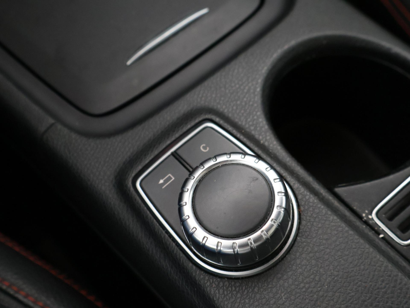 Mercedes-Benz CLA 200 AMG-LINE AUT7. + PANORAMA | CAMERA | SPORTSTOELEN — photo 36