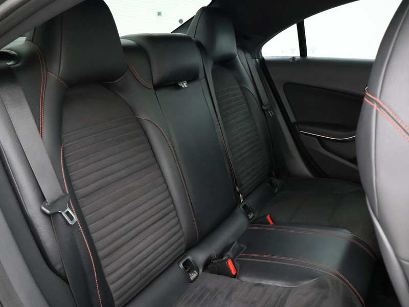Mercedes-Benz CLA 200 AMG-LINE AUT7. + PANORAMA | CAMERA | SPORTSTOELEN — photo 11