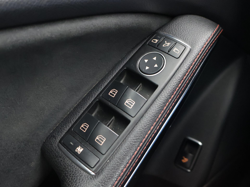Mercedes-Benz CLA 200 AMG-LINE AUT7. + PANORAMA | CAMERA | SPORTSTOELEN — photo 24