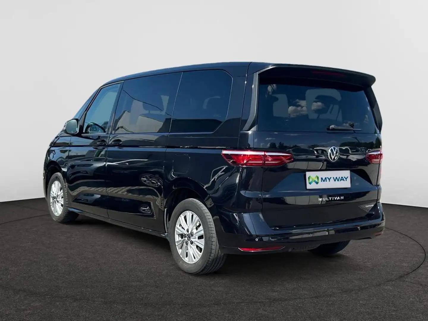 Volkswagen T7 Multivan Multivan Life (Version Courte) 1.4 l eHybrid 160kW Blauw - 2