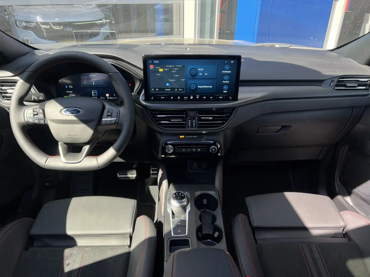 Ford Kuga 2.5 PHEV 243 PK ST-Line X | 20 Inch | LED Matrix | Zwart - 2