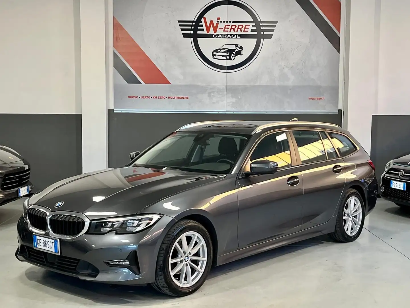 BMW 318 318d Touring mhev 48V Business Advantage auto Grigio - 1