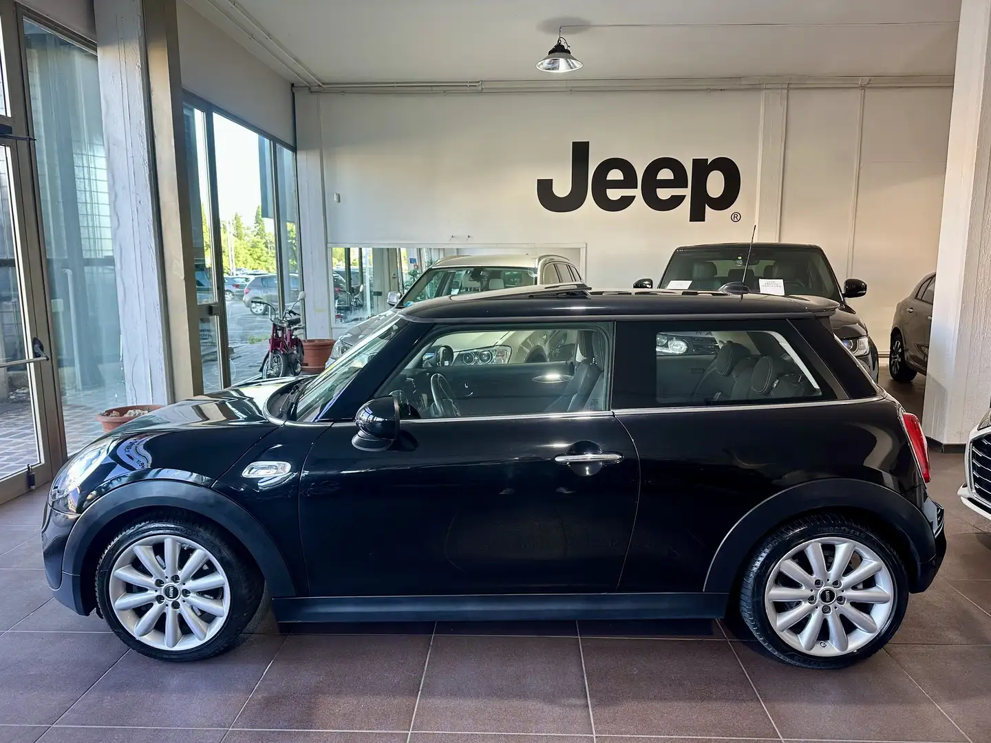MINI Cooper SD 2.0 Boost Seven 3p auto Unico Proprietario Nero - 2