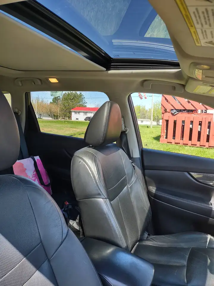 Nissan Rogue снимка Nissan Rogue