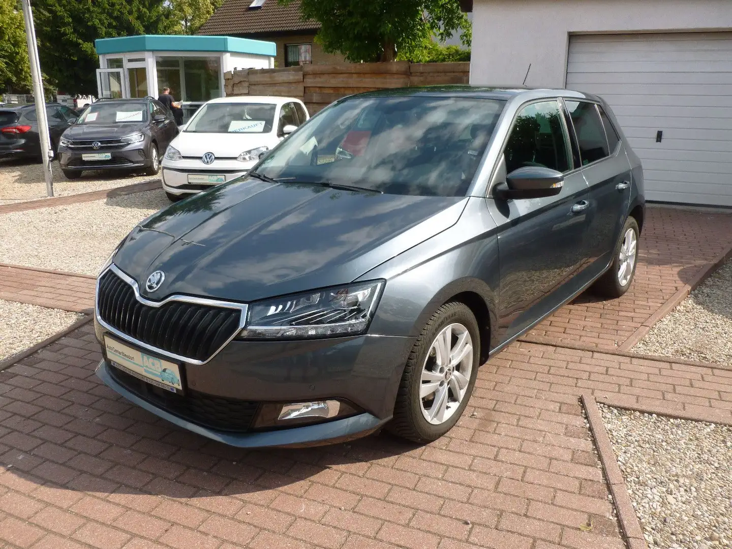 Skoda Fabia LED/RFK/2xPDC/Apple Carplay Gris - 1
