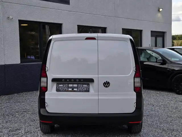 Volkswagen Caddy view 4