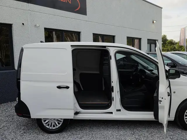 Volkswagen Caddy view 6