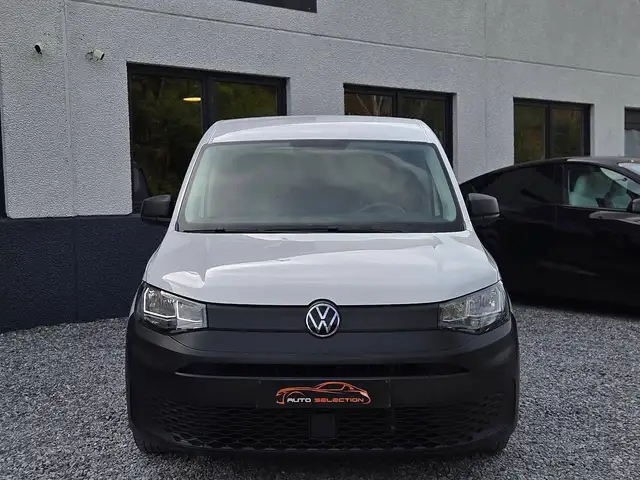 Volkswagen Caddy view 3