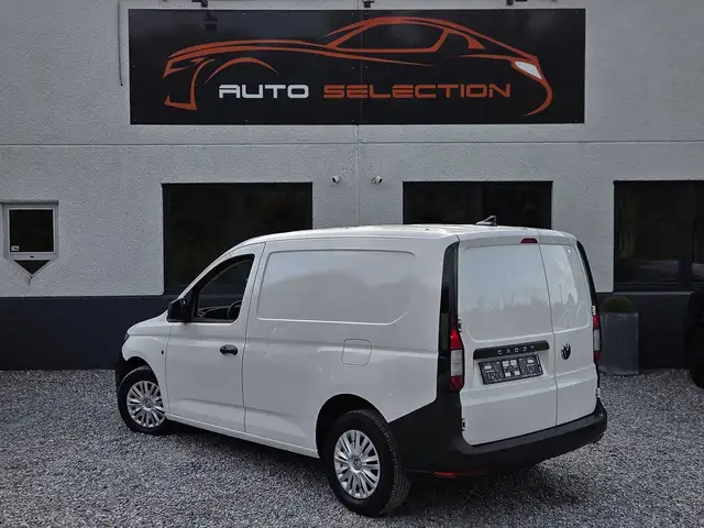 Volkswagen Caddy view 2