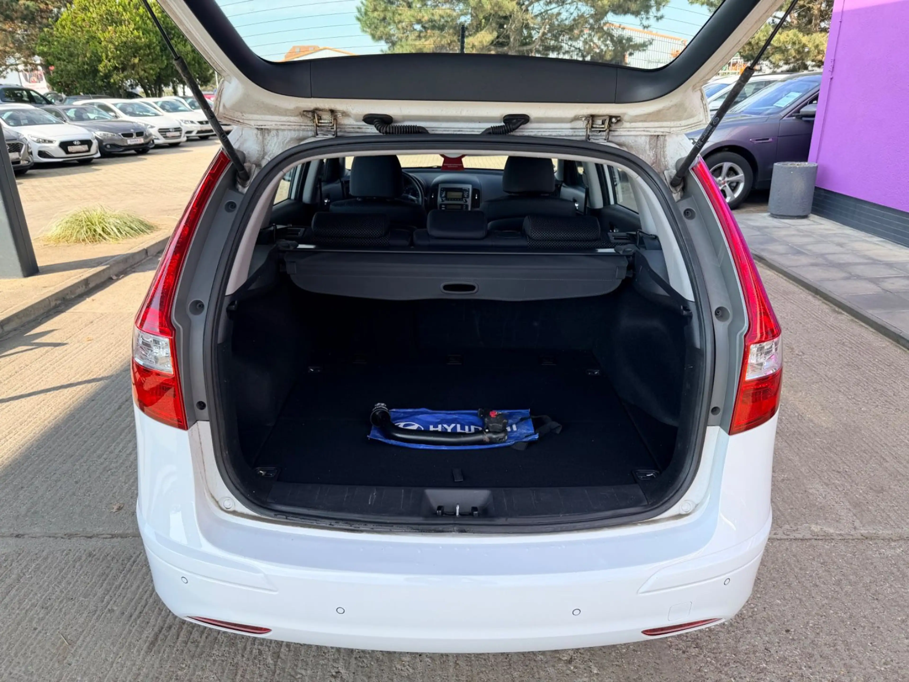 Hyundai i30 CW blue drive 1.6 Style "1 Hand"AHK"HU/AU" — photo 8