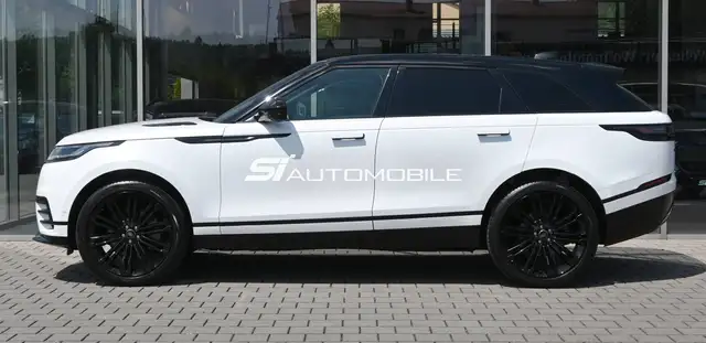 Land Rover Range Rover Velar view 2