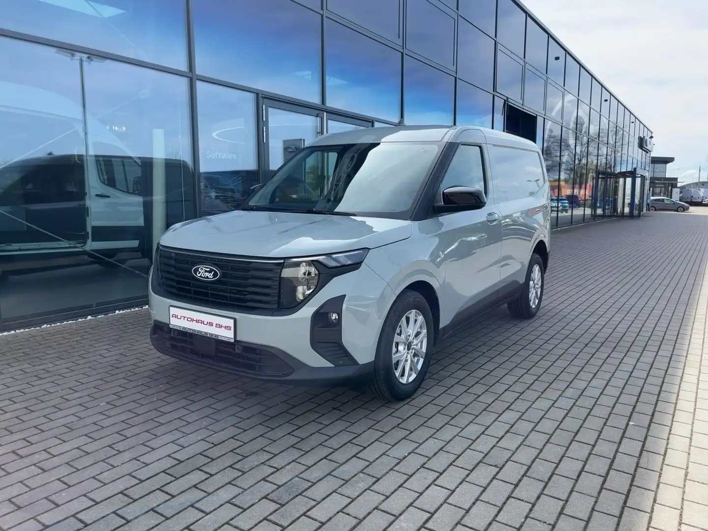 Ford Transit Courier 1,0 EcoBoost 125PS ATG Limited Gris - 1