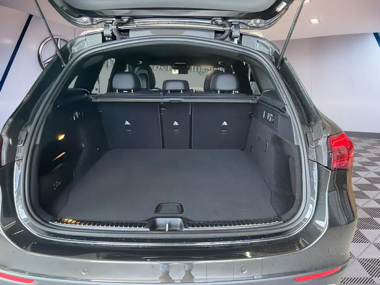 Mercedes-Benz GLC photo Mercedes-Benz GLC