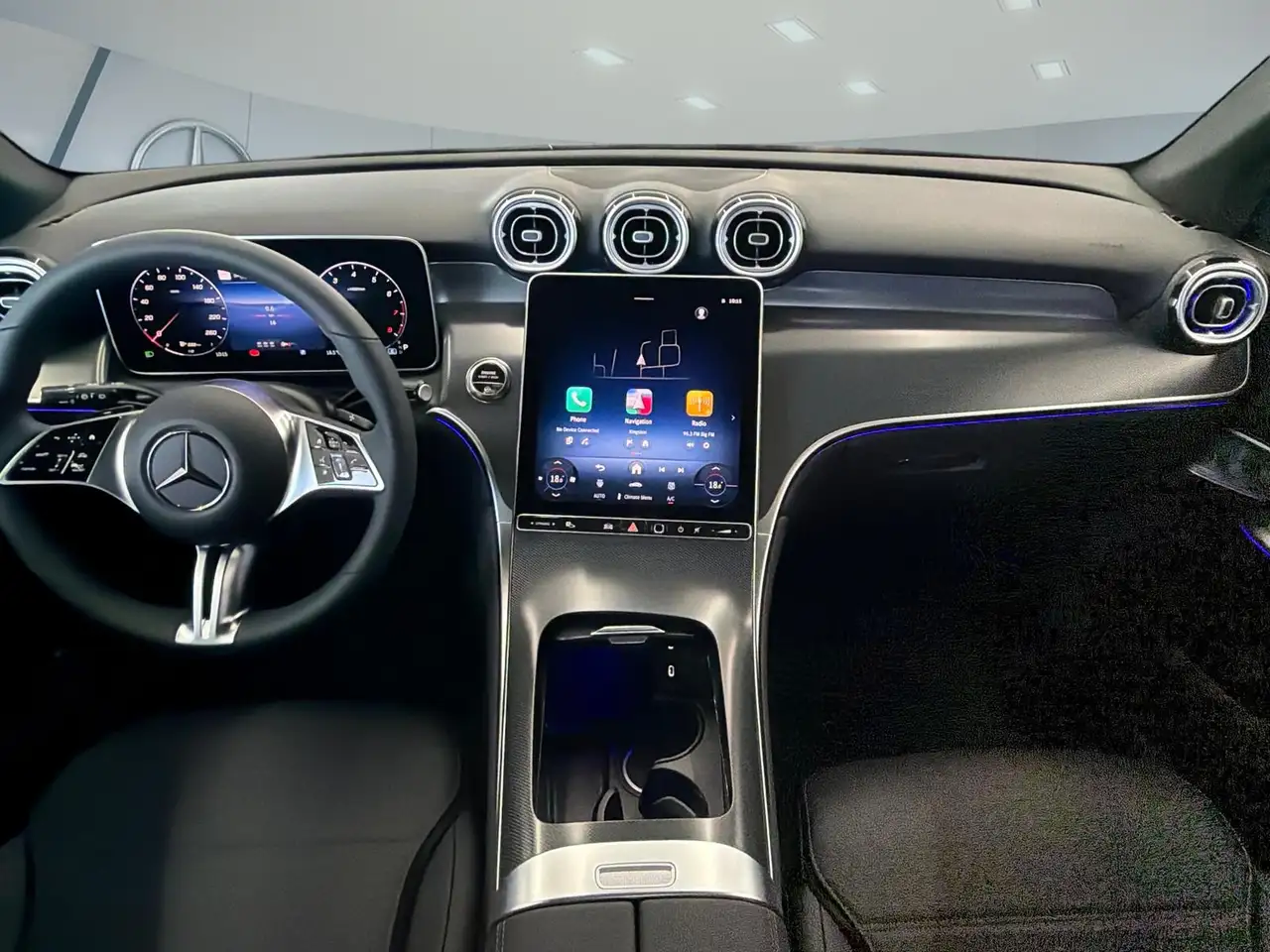 Mercedes-Benz GLC photo Mercedes-Benz GLC