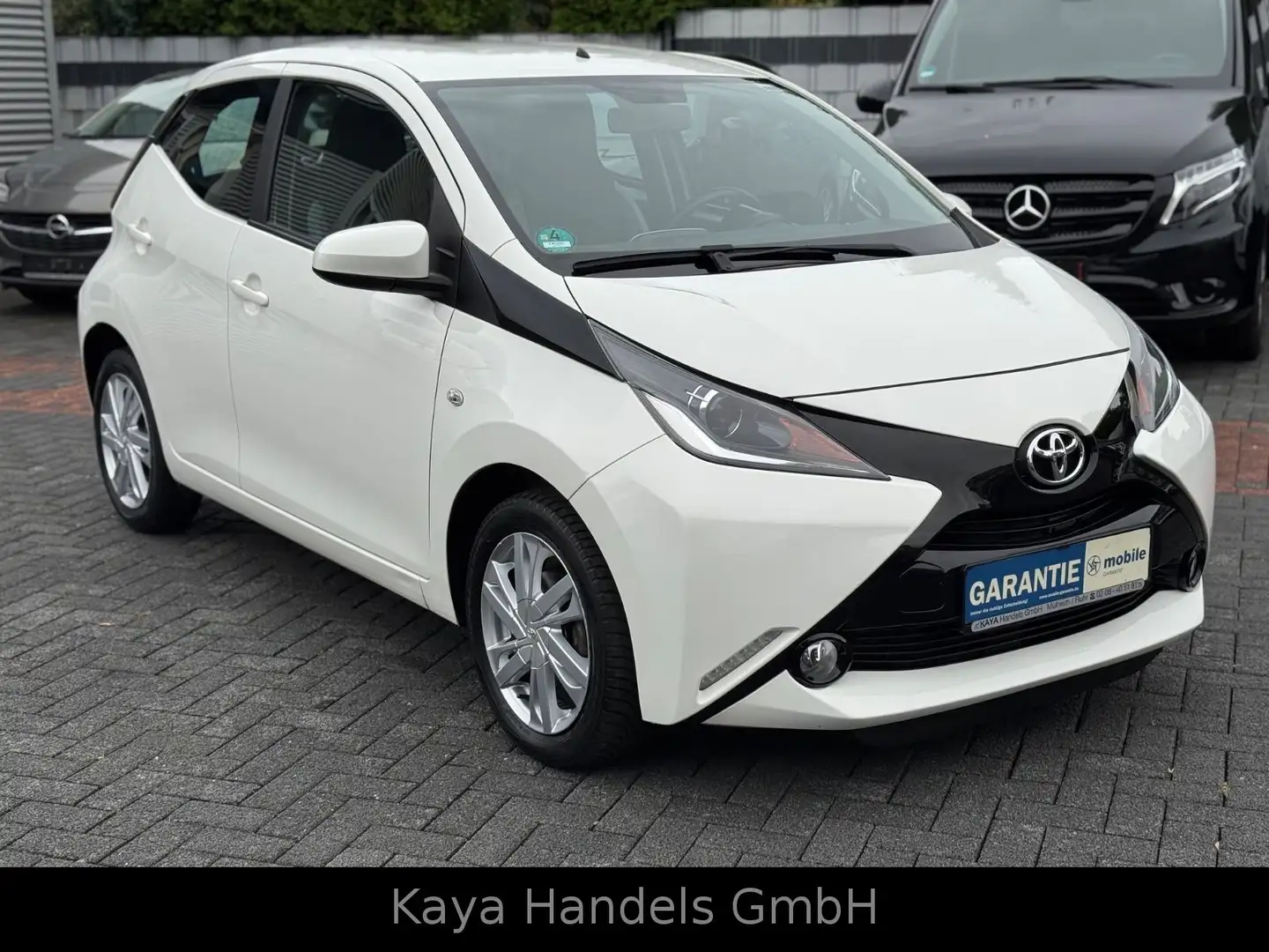 Toyota Aygo AYGO x-play touch KLIMA/KAMERA/1.Hand Weiß - 2