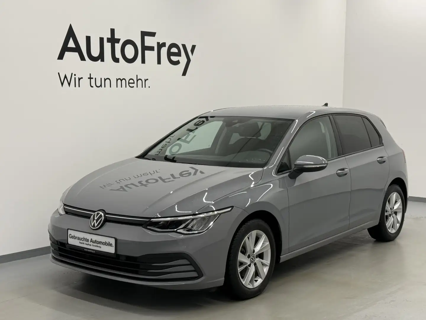 Volkswagen Golf Life 1,0 eTSI mHeV DSG Grau - 1