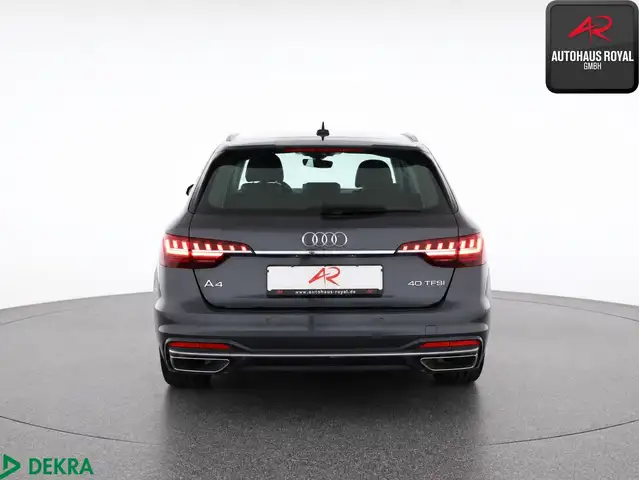 Audi A4 view 4