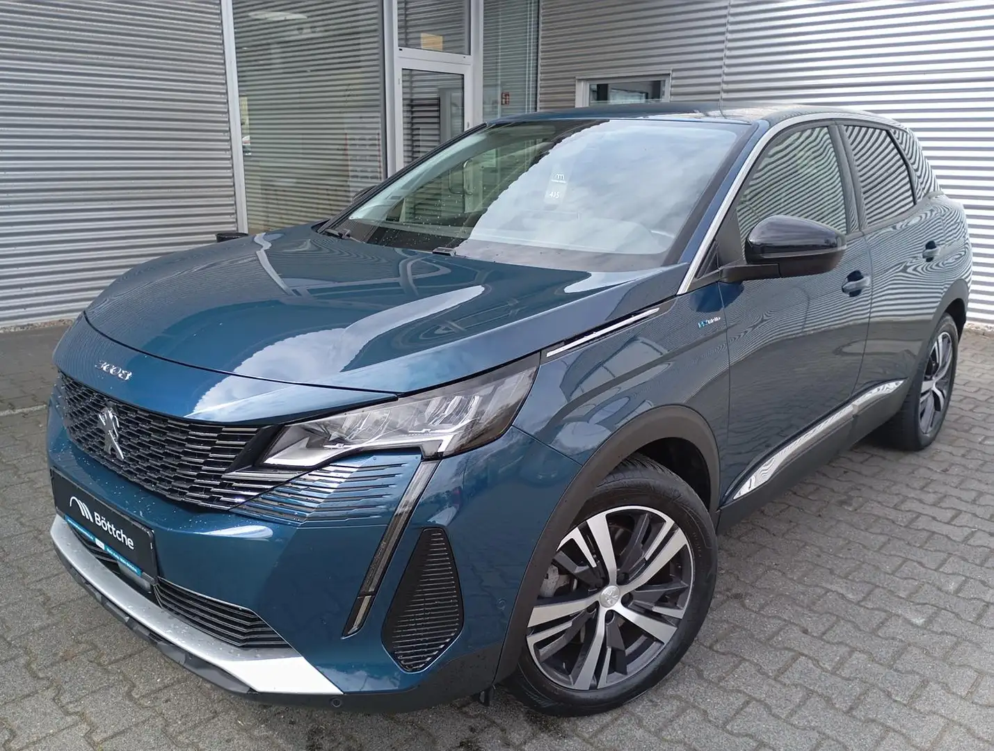 Peugeot 3008 Hybrid 225 Allure Pack,SHZ,AHK,Tempomat,Klima,SHZ, Blau - 2