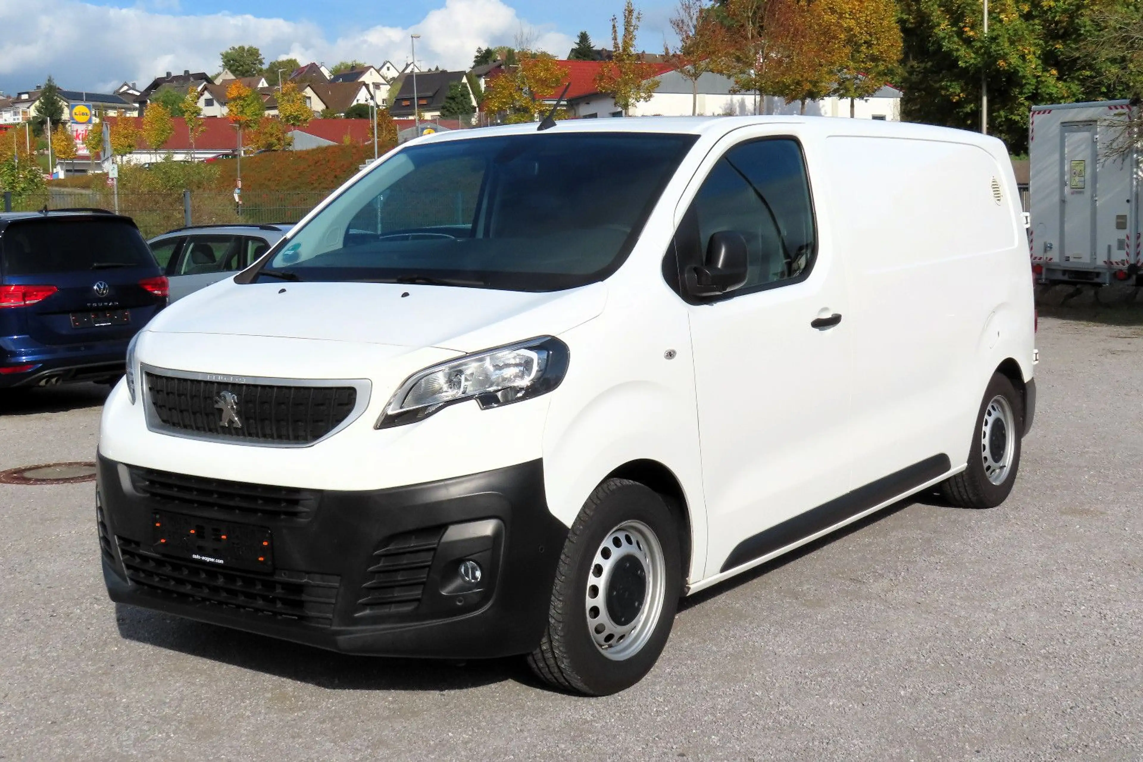 Peugeot Expert Kasten L2 Navi CarPlay Kamera AHK 2xBott-Regale — photo 2