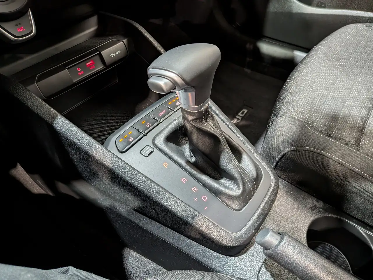 Kia Rio снимка Kia Rio