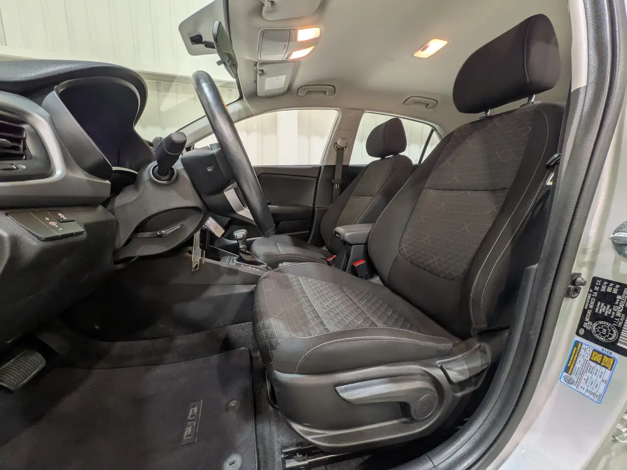 Kia Rio снимка Kia Rio