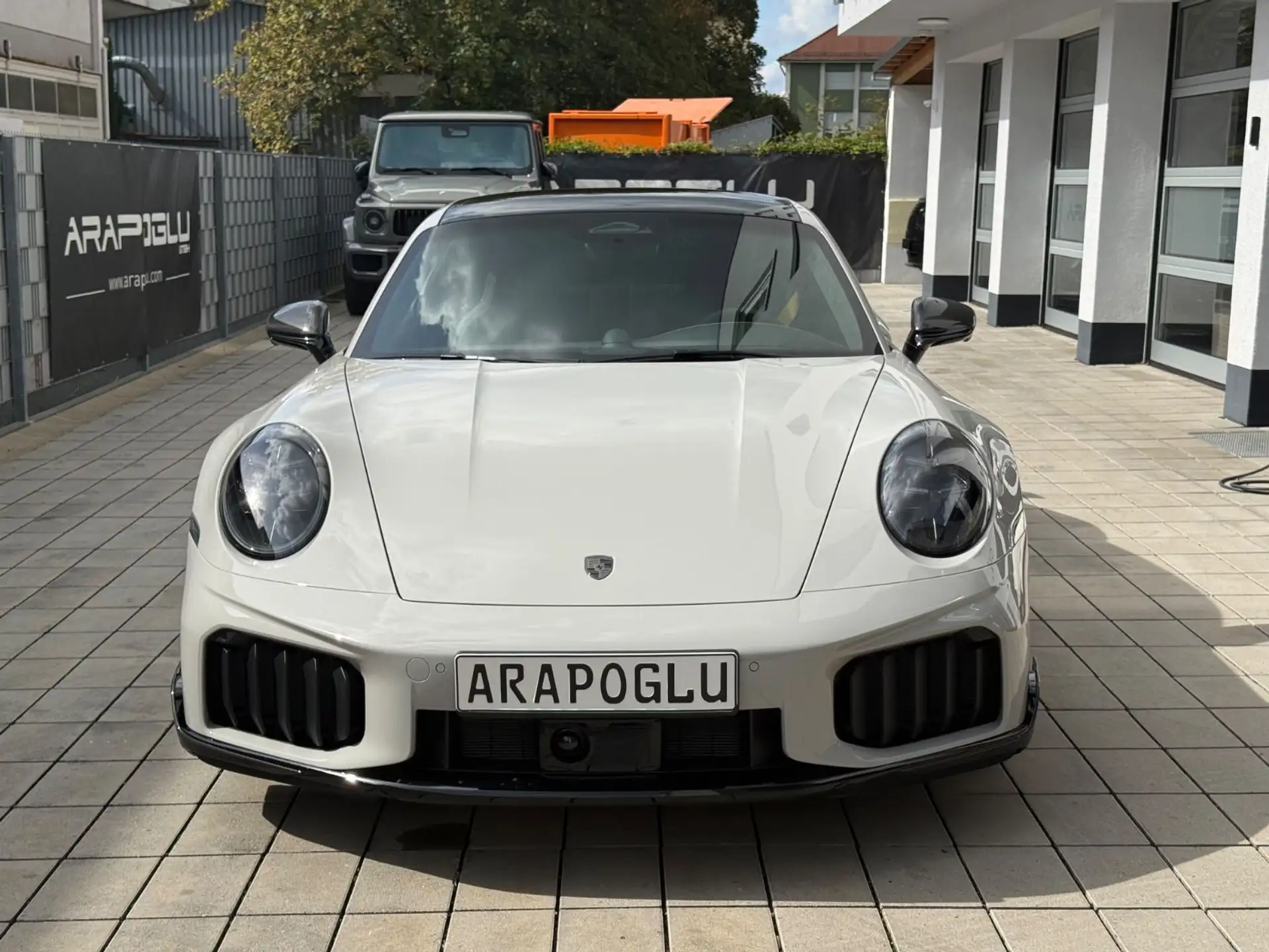 포르쉐 911 Turbo S Coupe 2026 화이트 사진 2