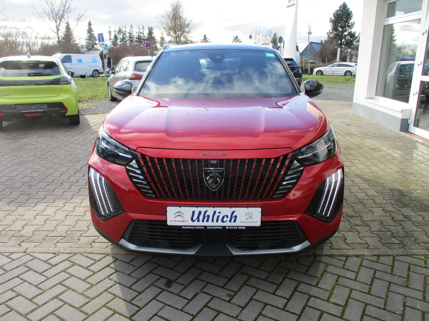 Peugeot 2008 GT Hybrid 145 Rot - 2