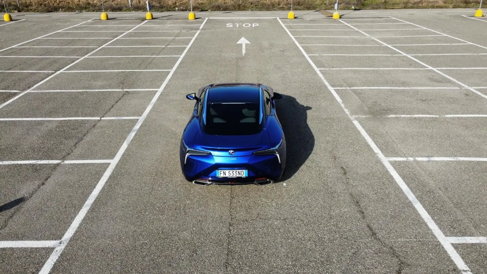 Lexus LC 500h limited edition Blu Met Alcantara arancio - 2