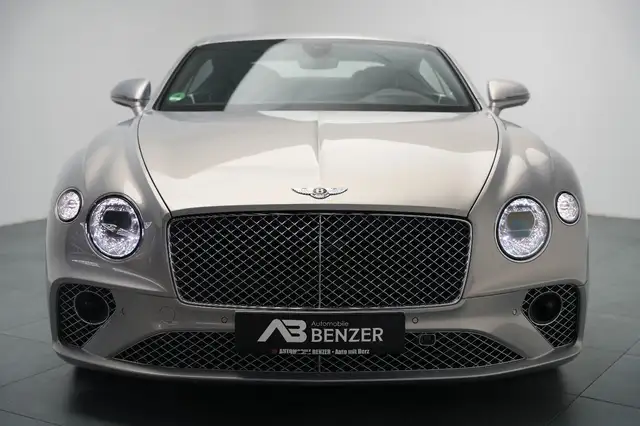 Bentley Continental GT view 2