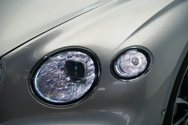 Bentley Continental GT view 4