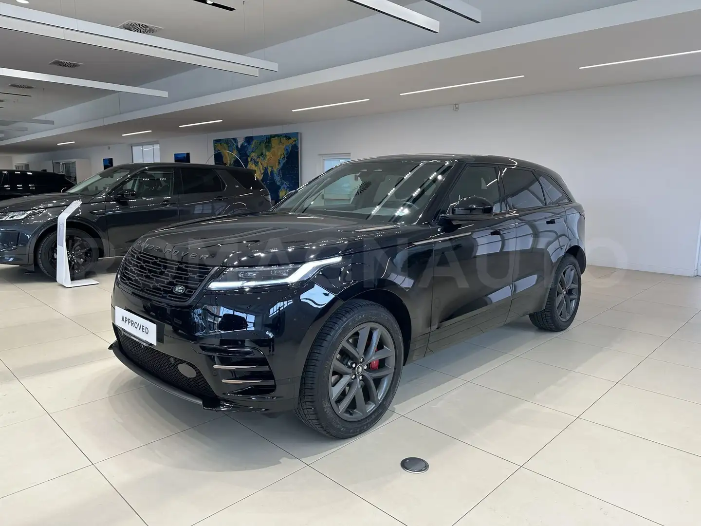 Land Rover Range Rover Velar Range Rover Velar 2.0D I4 204 CV R-Dynamic SE Noir - 1