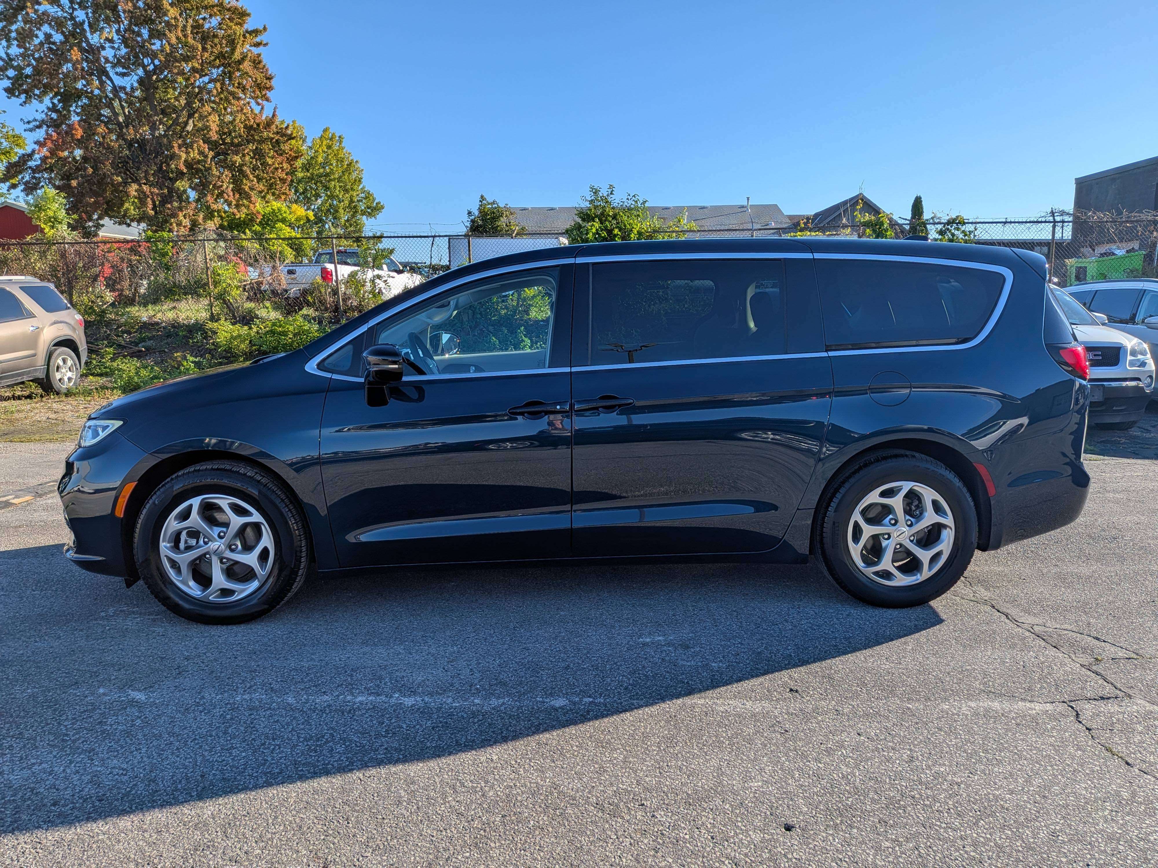 2024 Chrysler Pacifica