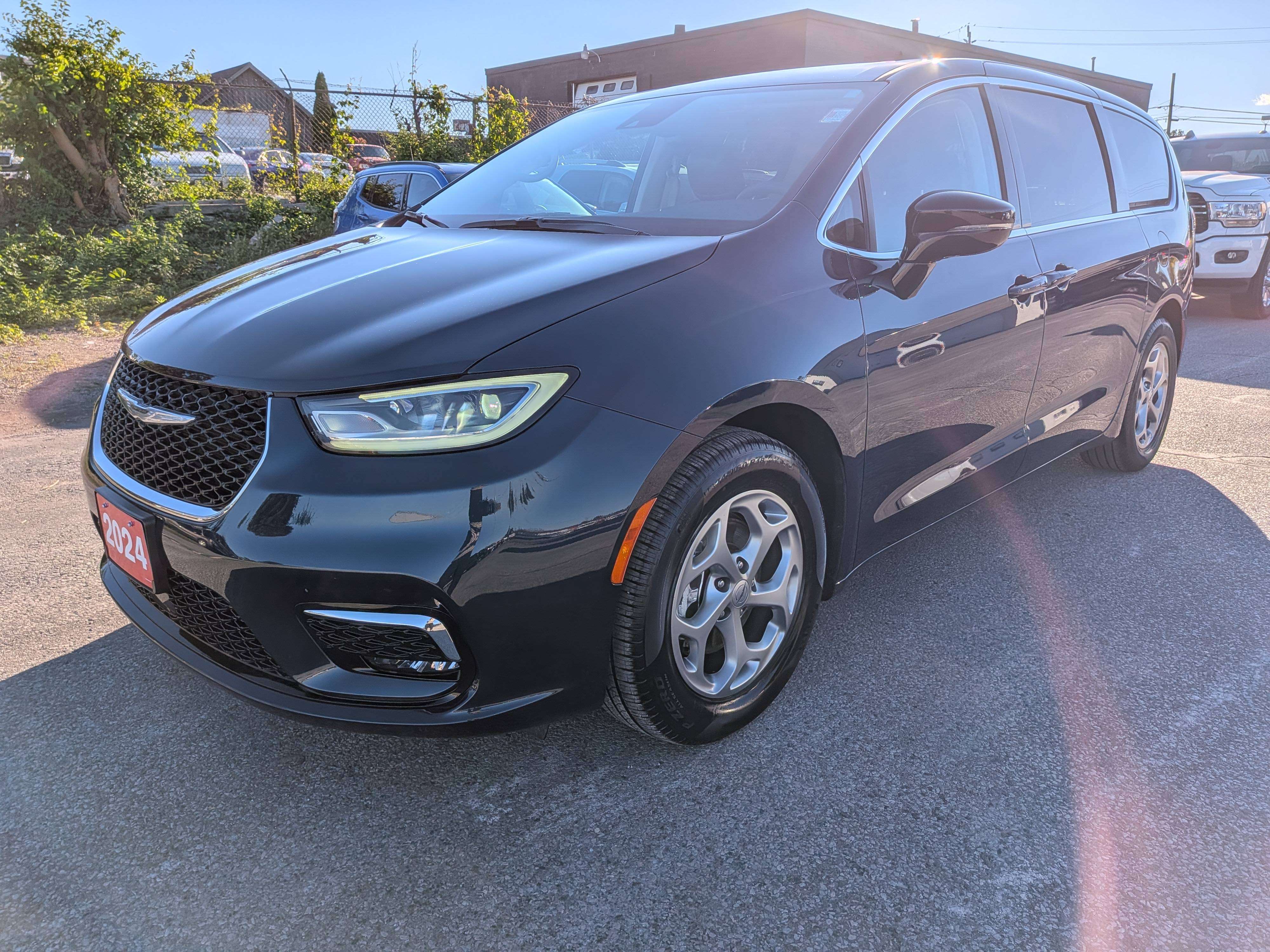 2024 Chrysler Pacifica