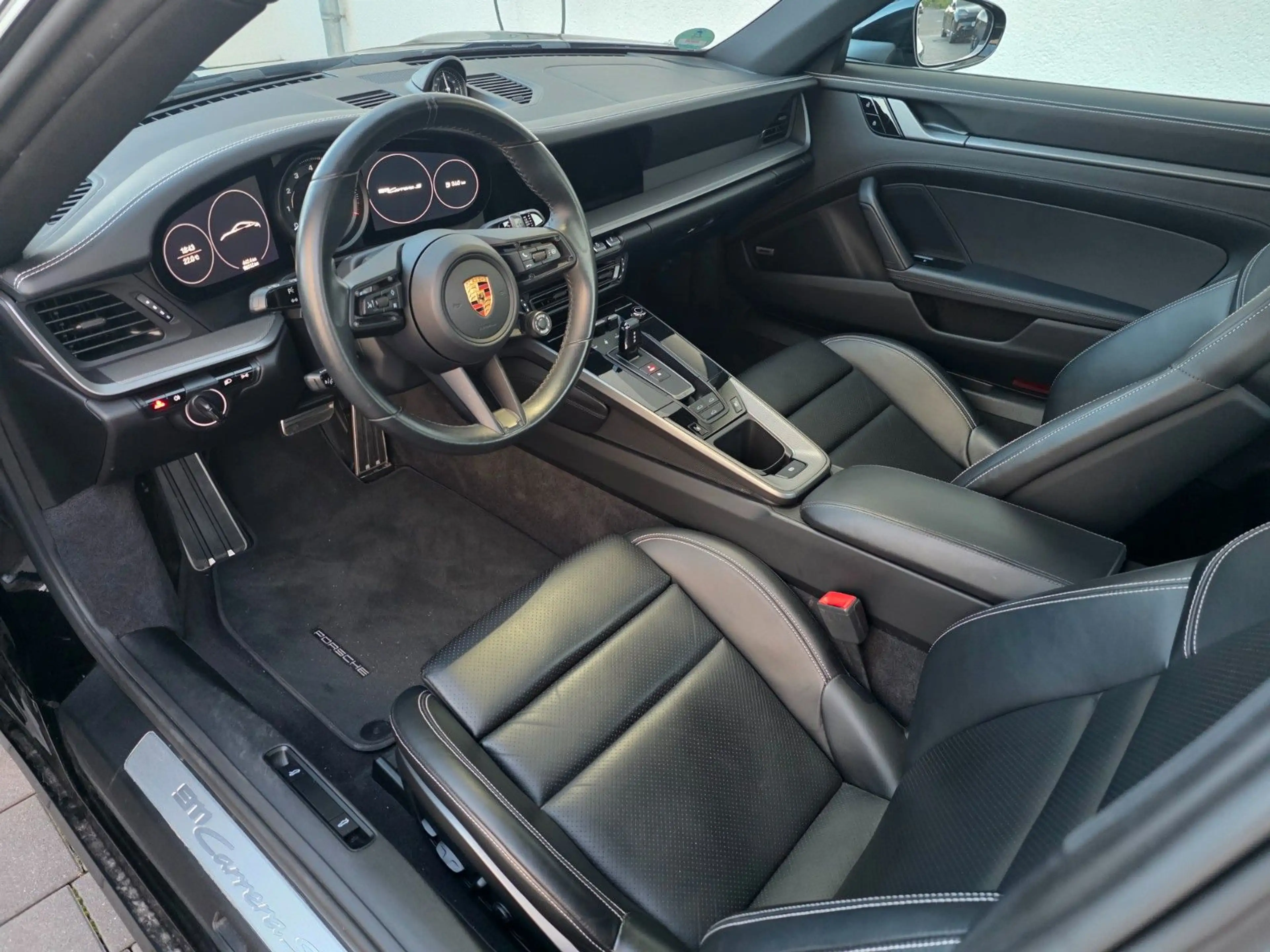 Porsche 992 Carrera S PDK *Chrono/BOSE/HAL/21"/Klappe* — photo 6