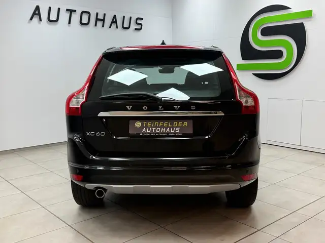 Volvo XC60 view 6