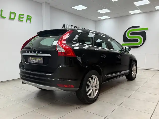 Volvo XC60 view 7