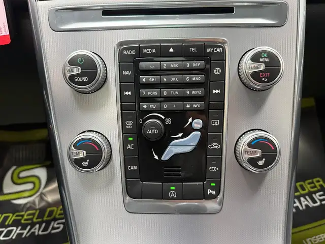 Volvo XC60 view 17