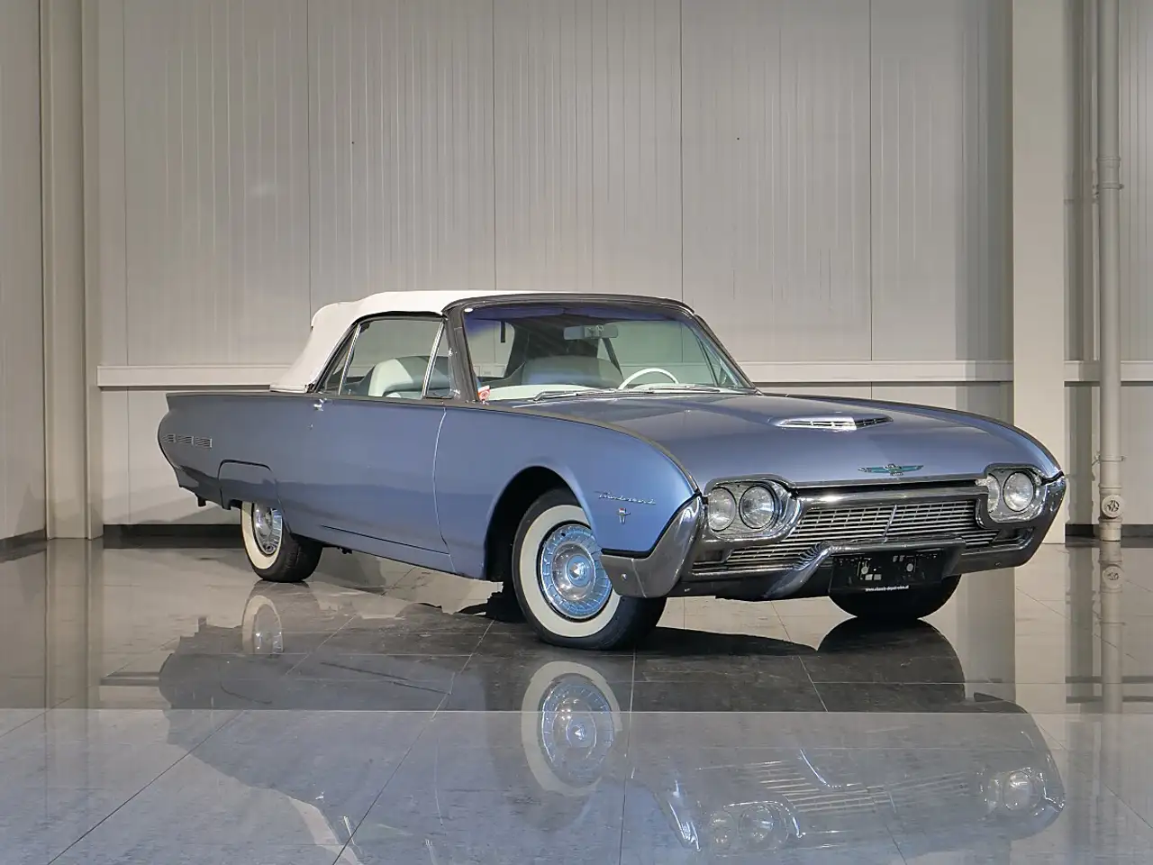 Ford Thunderbird