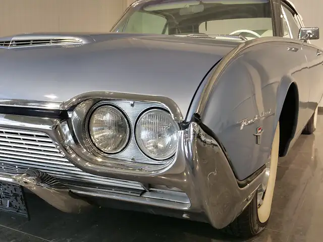 Ford Thunderbird Ansicht 9