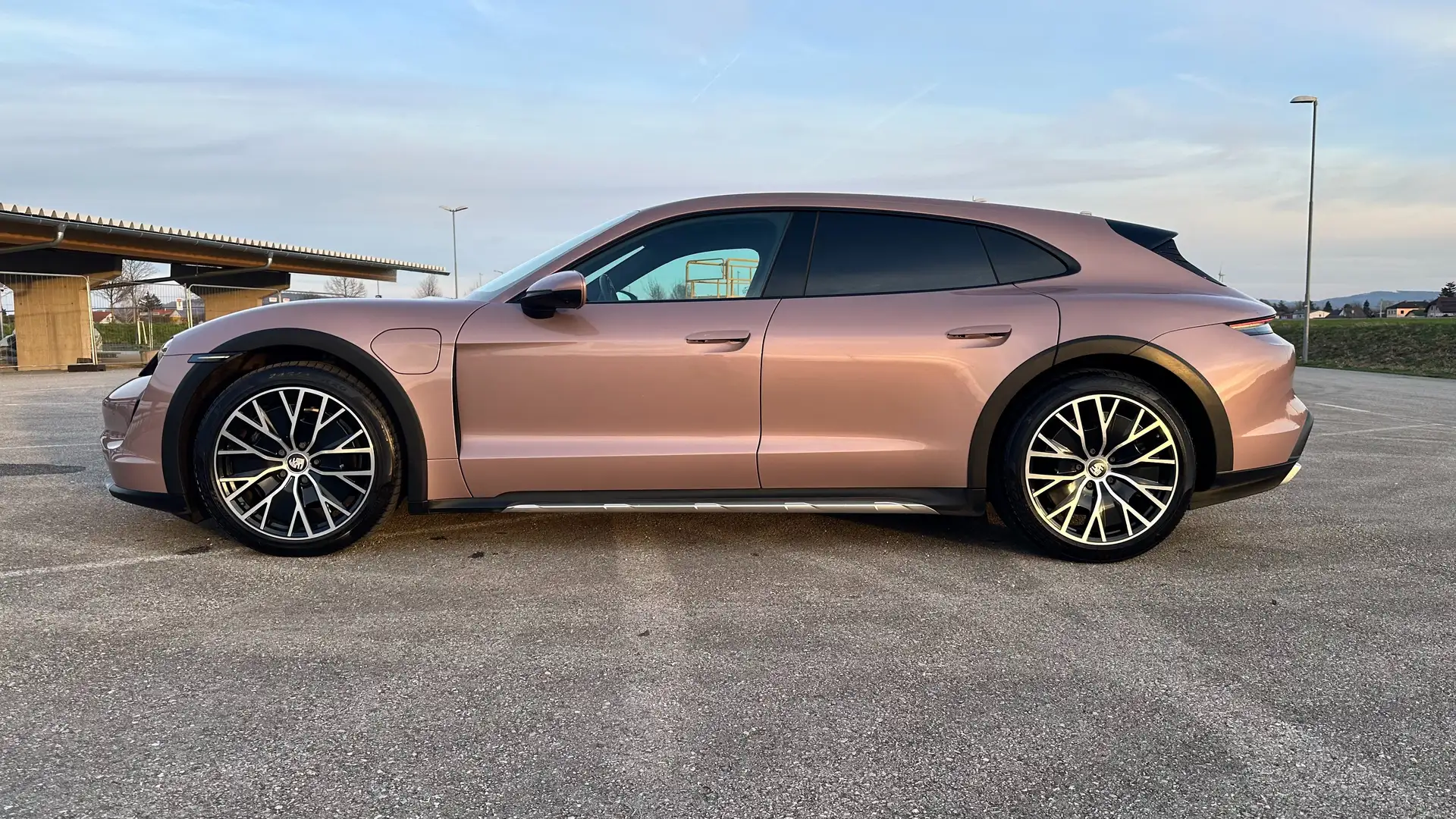 Porsche Taycan Taycan 4 Cross Turismo - BOSE - LED - Chrono -uvm Beige - 2