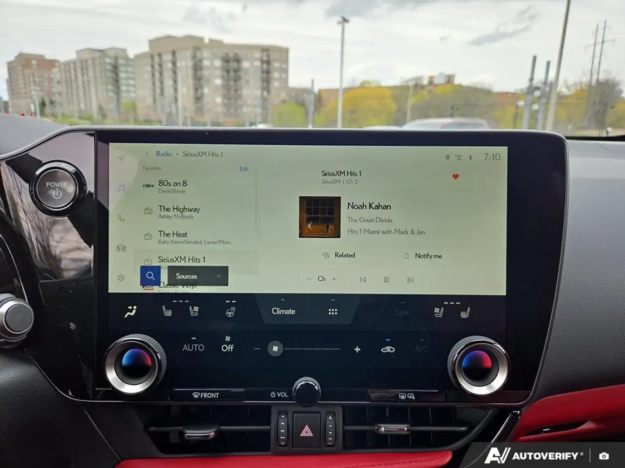 Lexus NX снимка Lexus NX