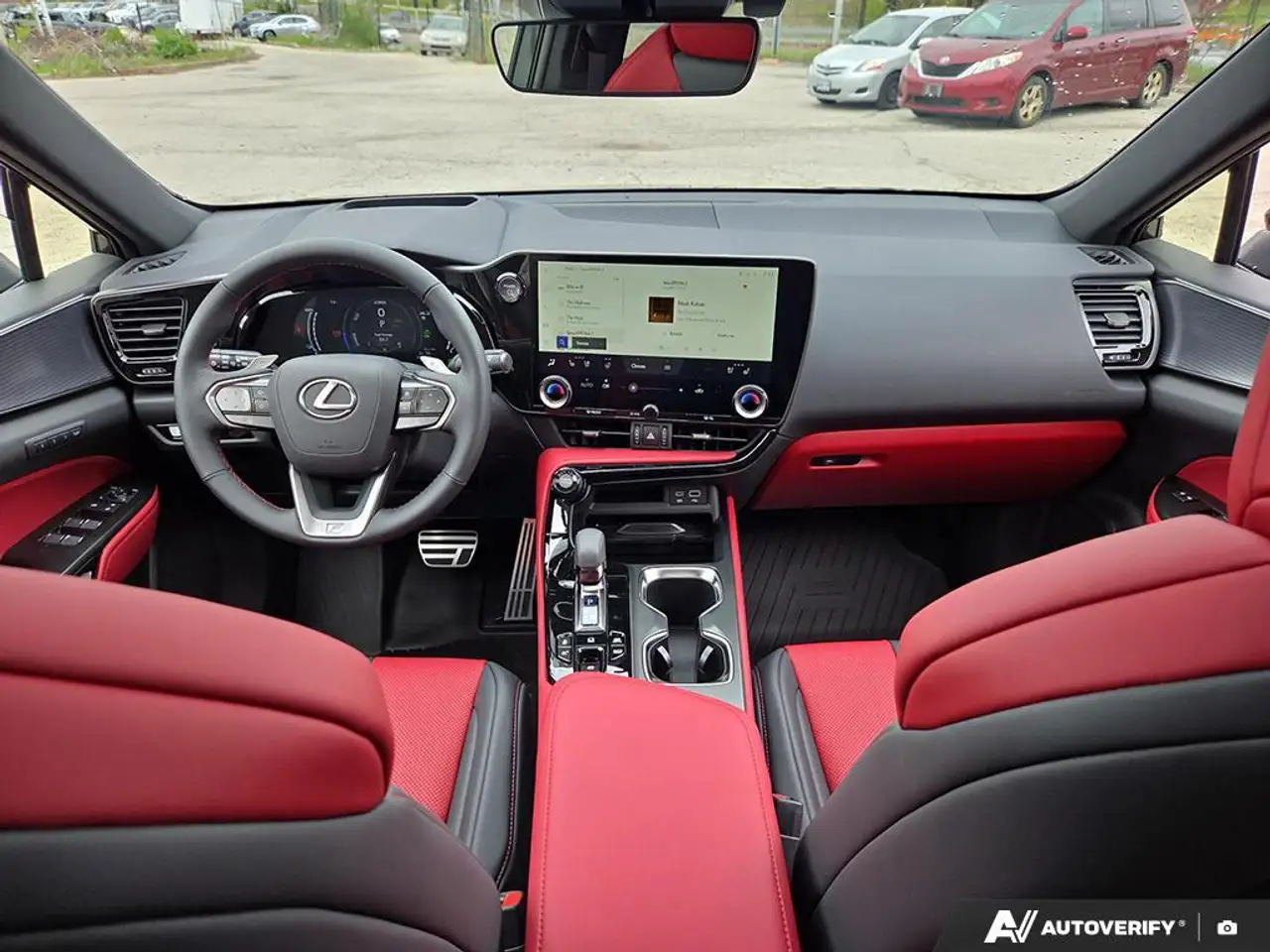Lexus NX снимка Lexus NX