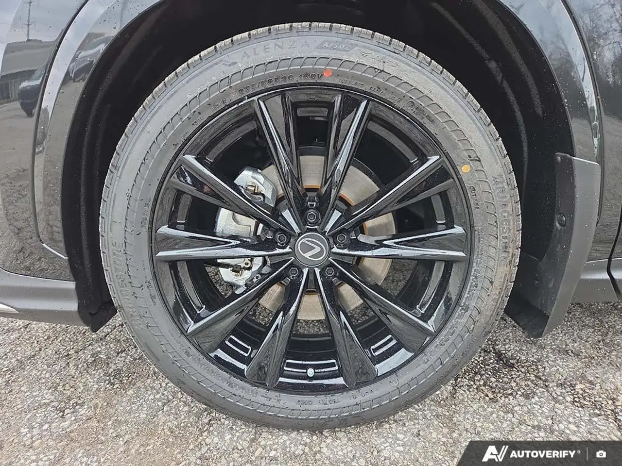 Lexus NX снимка Lexus NX