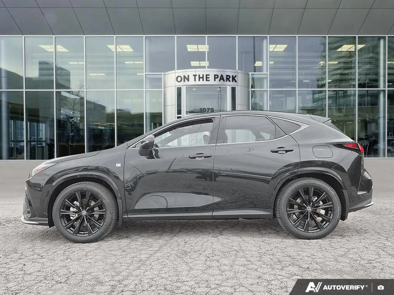 Lexus NX снимка Lexus NX