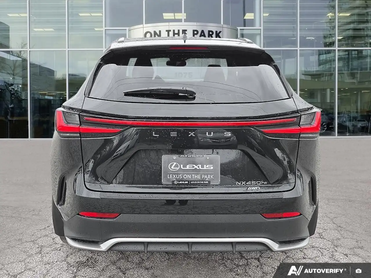 Lexus NX снимка Lexus NX