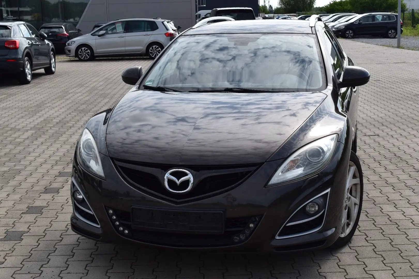Mazda 6 Kombi 2.2 CRDT Sports-Line Xenon~BOSE~Einparkh Brun - 1
