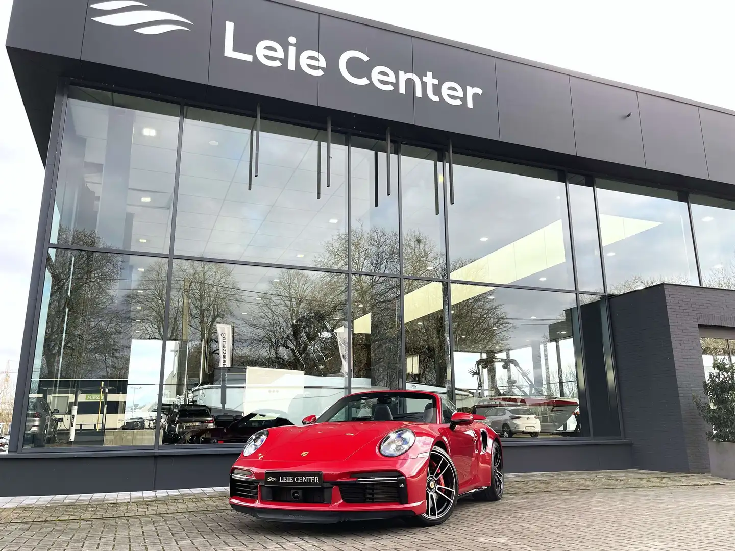 Porsche 992 Turbo Cabriolet  KEYLESS  360CAM  ACC Rouge - 2