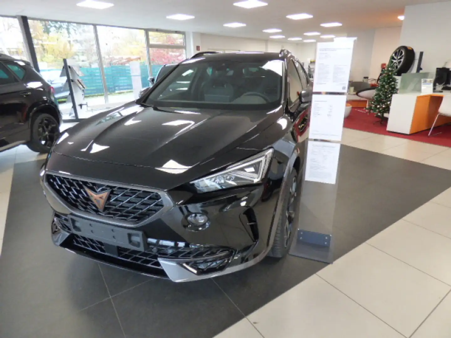 CUPRA Formentor Formentor 1,4 TSI e-HYBRID Navi Kessy LED Zwart - 2