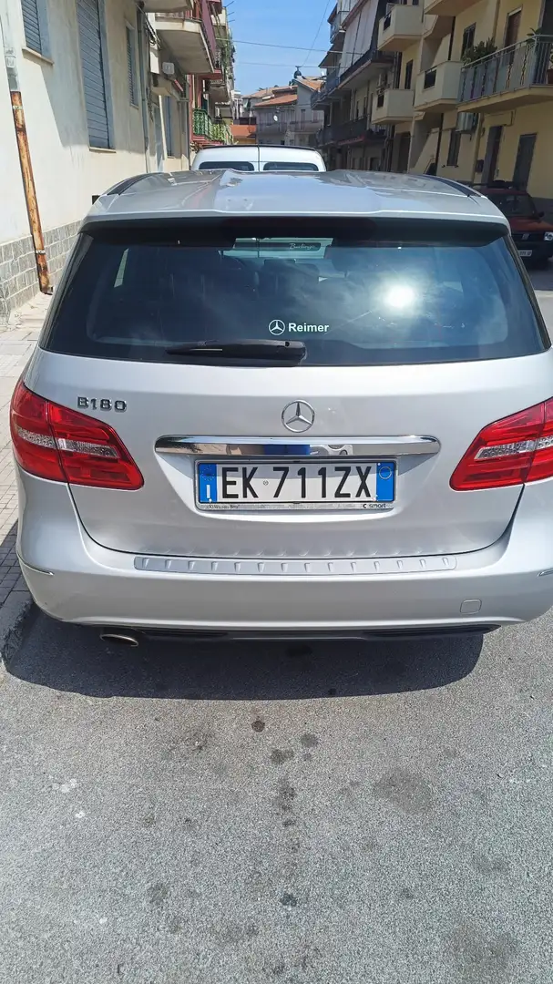 Mercedes-Benz 180 - 2